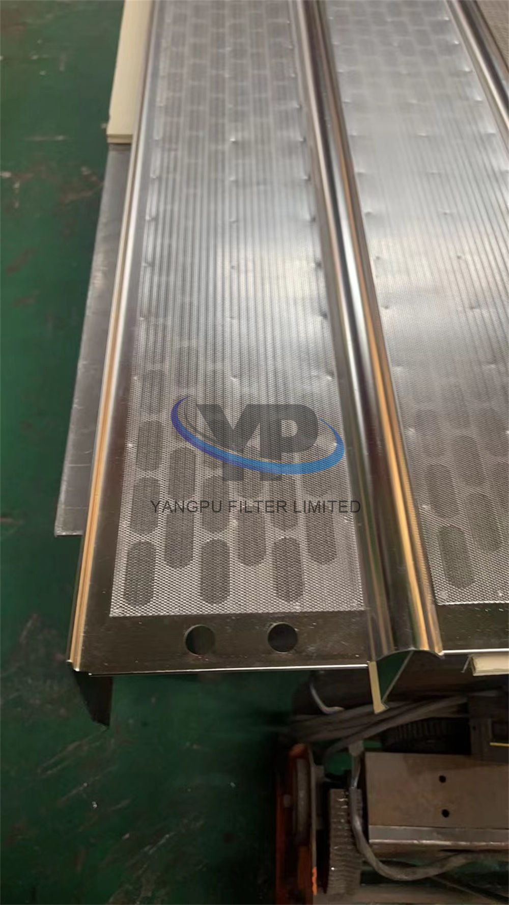 Feed machine sieve plate